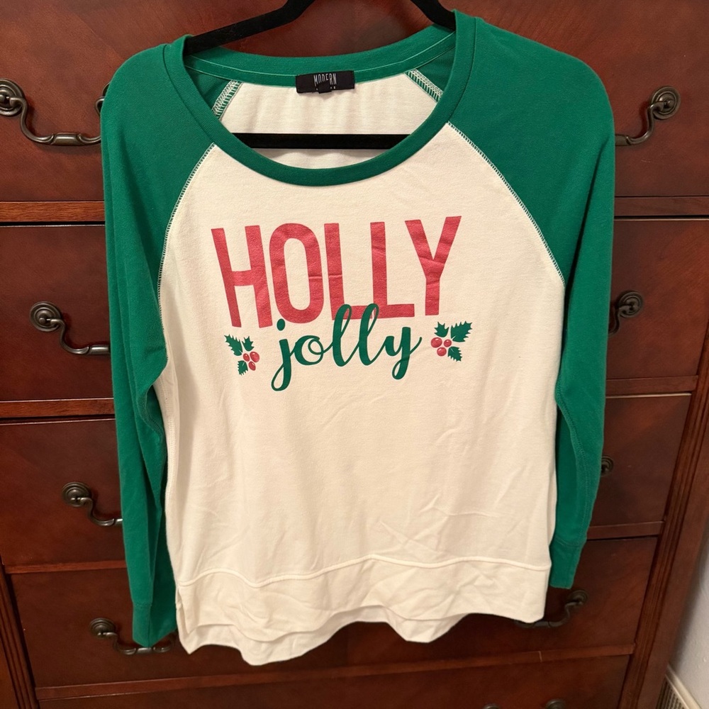 Green and White 'Holly Jolly' Long Sleeve Shirt